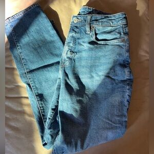 Old Navy High-Rise Curvy Blue Jeans